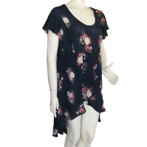 TORRID Lexie Tunic, 0/L, Navy Blue, Floral, Hi-Low Ruffle, Short sleeves, Scoop - Picture 2 of 12